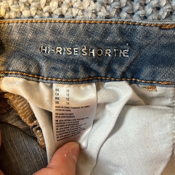 American Eagle High Rise Shortie - Picture 4 of 4
